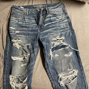 American Eagle boyfriend jeans size 14